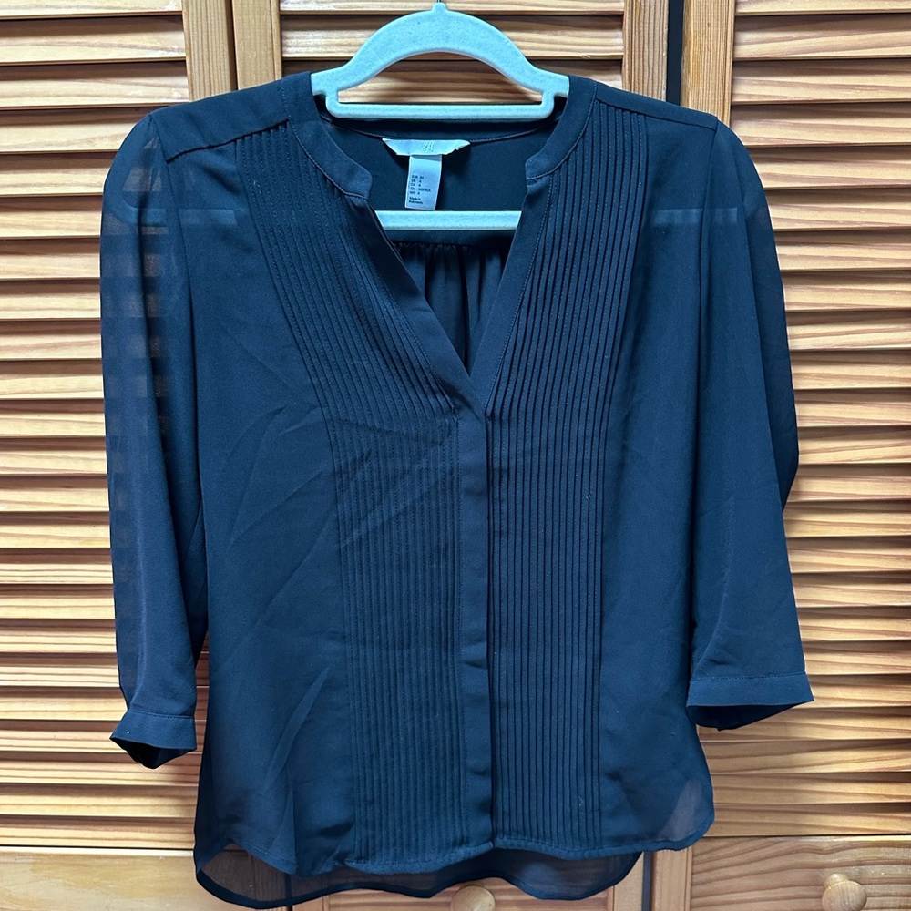 H&M navy blue blouse